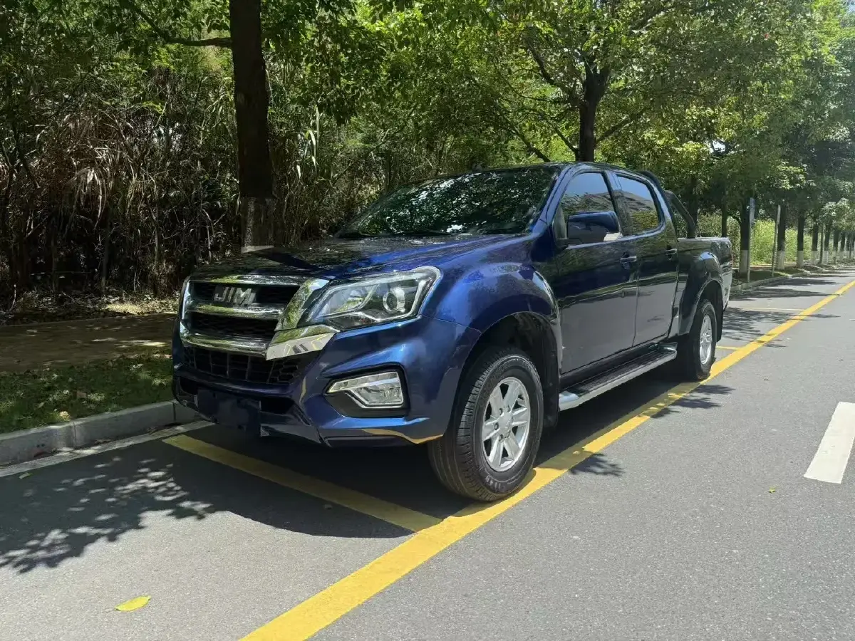 2023 Isuzu Jim 2.5T 143HP L4 6MT