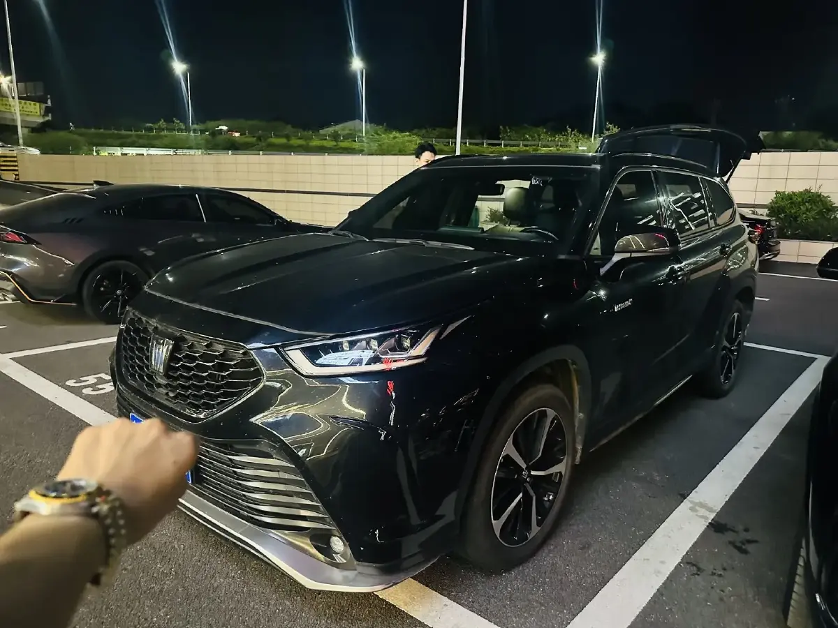 2022 Toyota Crown Kluger 2.5L 192HP L4 E-CVT Hybrid