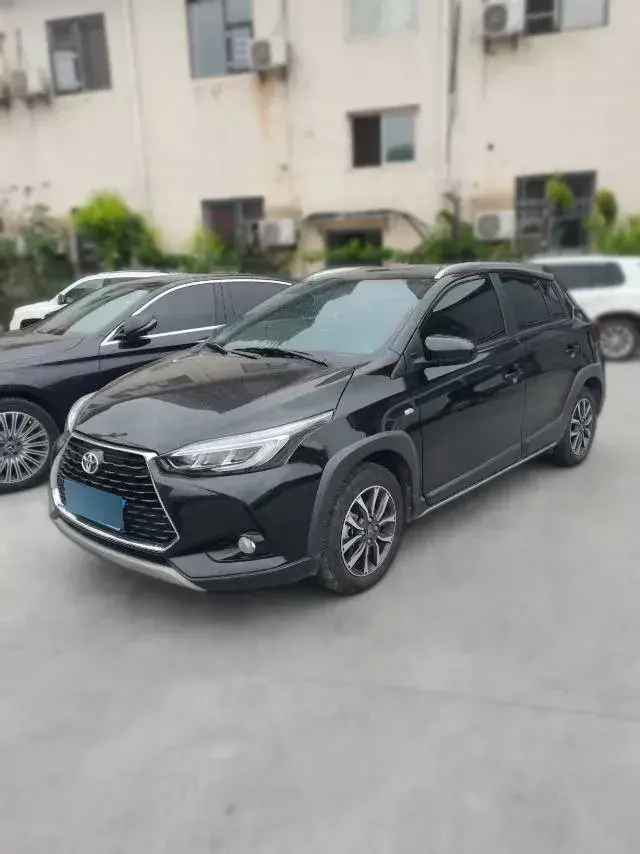 2022 Toyota Yaris L 1.5L 112HP L4 CVT