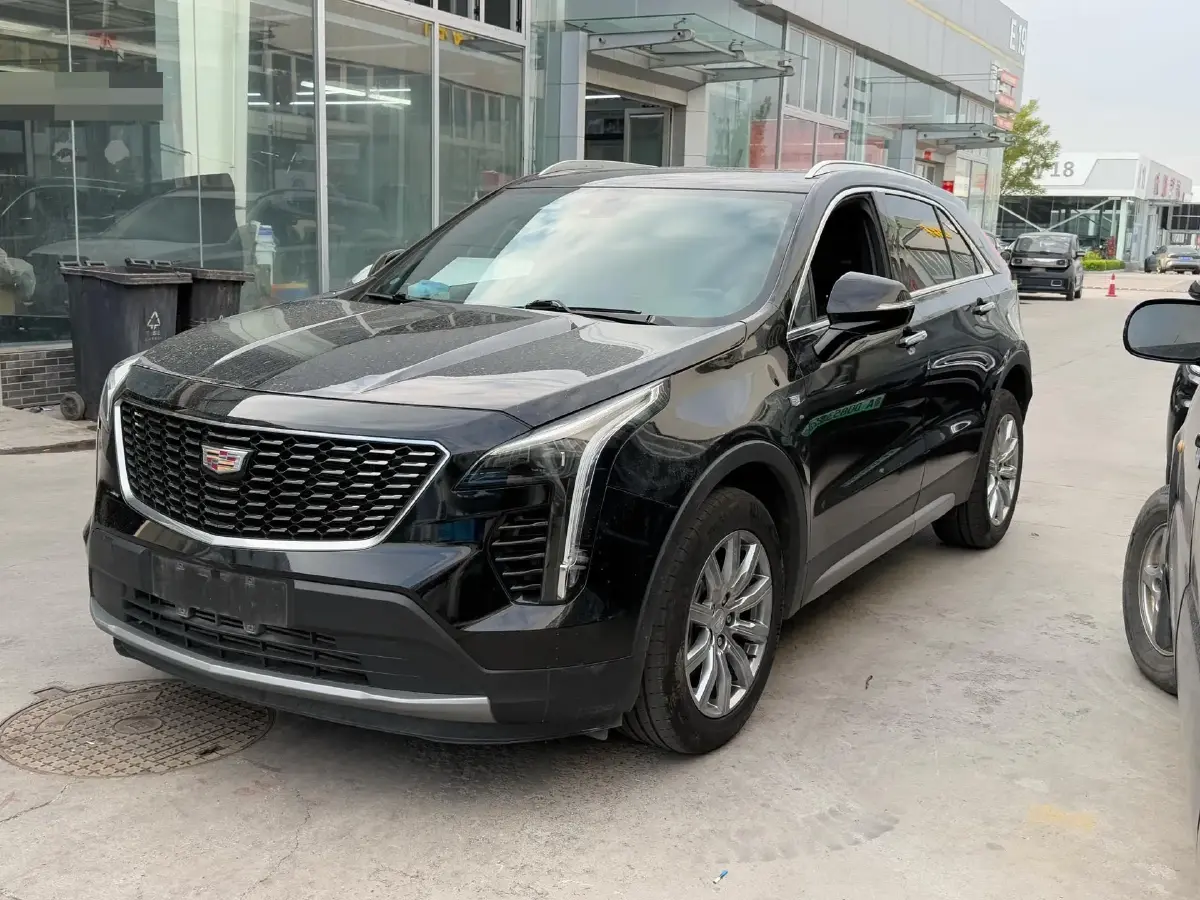 2022 Cadillac XT4 2.0T 237HP L4 9AT