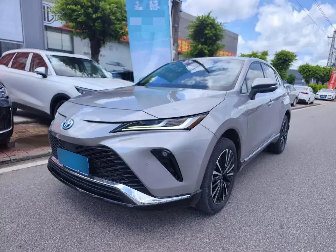 2022 Toyota Venza 2.5L 178HP L4 E-CVT Hybrid