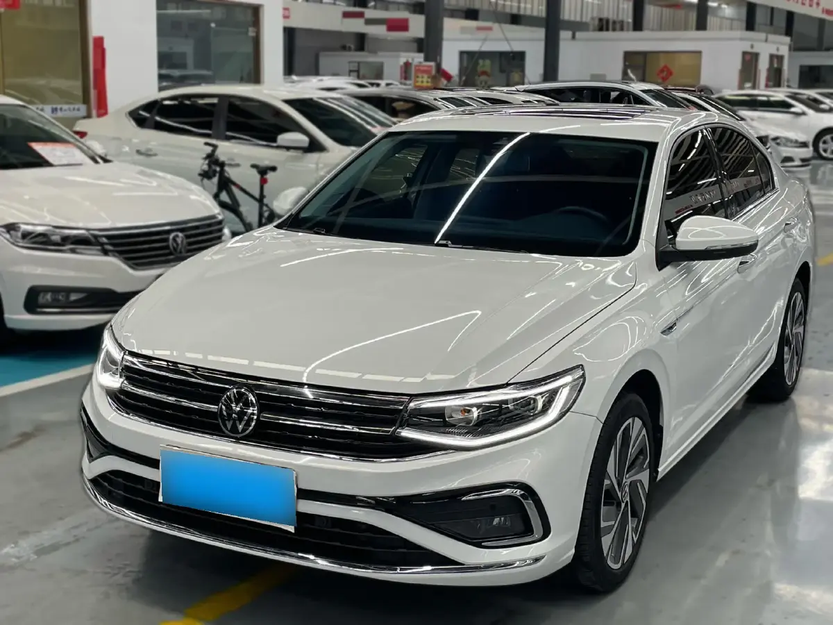 2023 Volkswagen Bora 1.4T 150HP L4 7DCT