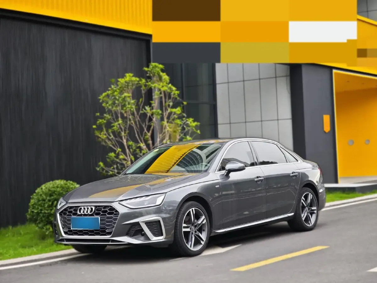 2020 Audi A4L 2.0T 190HP L4 7DCT