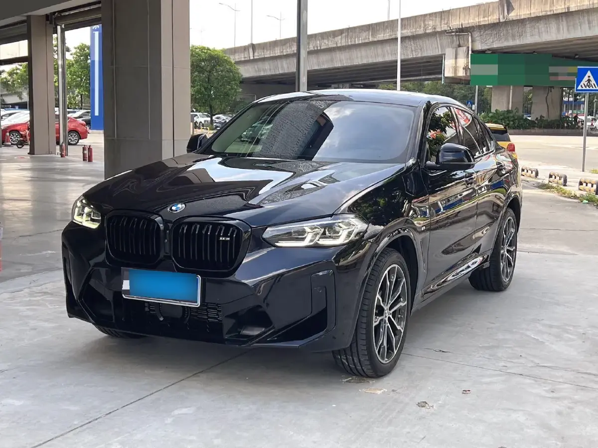 2022 BMW X4 2.0T 245HP L4 8AT