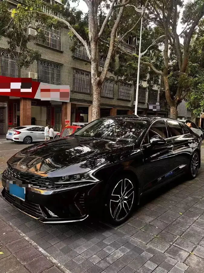 2020 Kia K5 2.0T 240HP L4 8AT