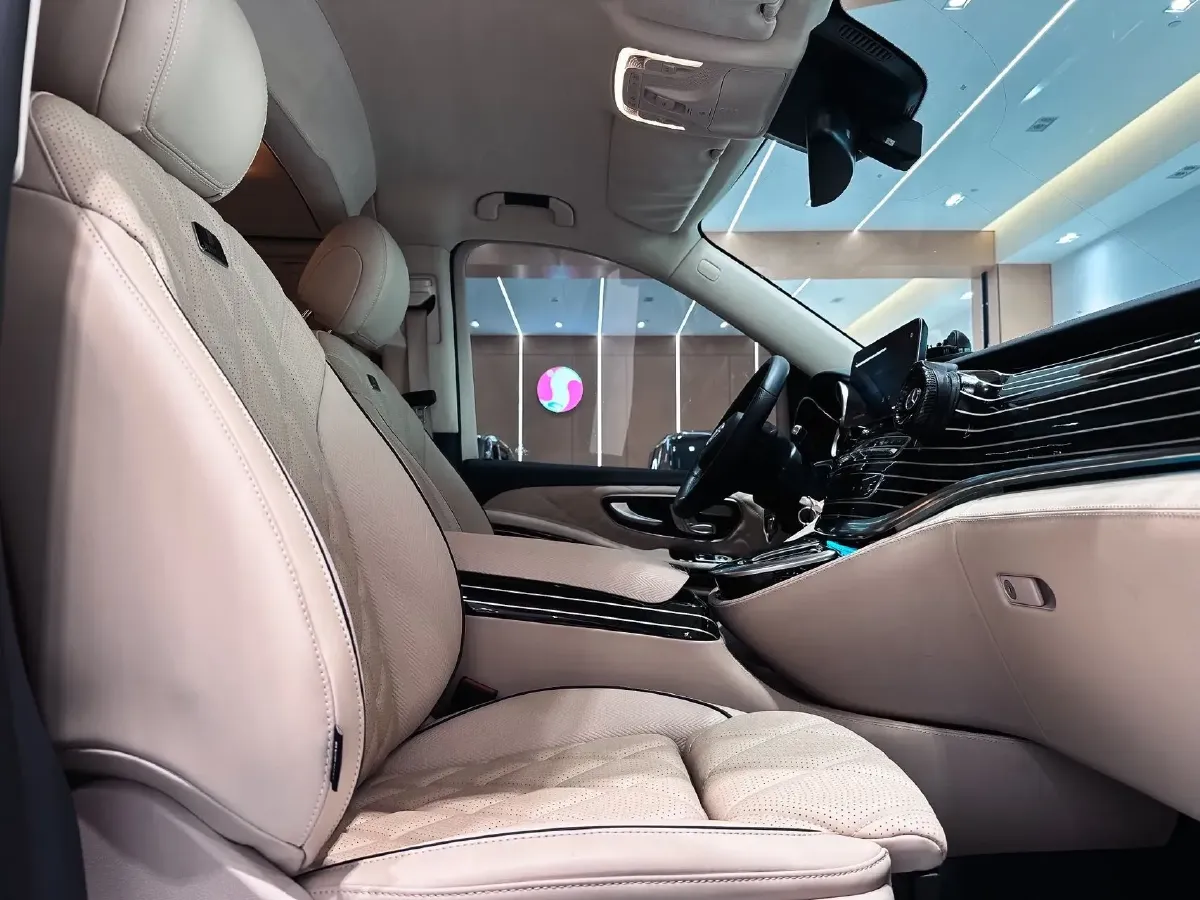 2022 Rhine Auto Traveller 2.0T 211HP L4 9AT,autocango,china used car exporter,china ev exporter,chinese used car exporter,chinese used ev exporter