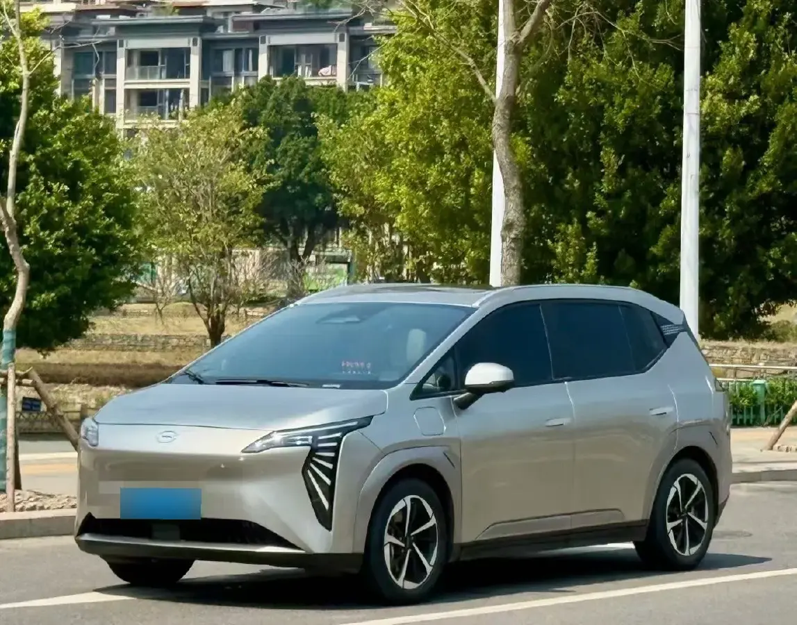 2023 Aion Y BEV 61.7KWH