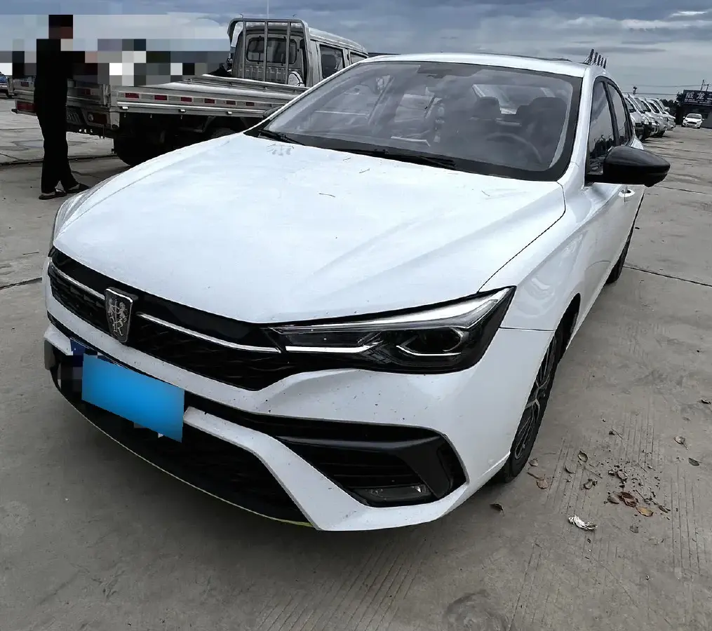 2021 Roewe i5 1.5L 120HP L4 CVT
