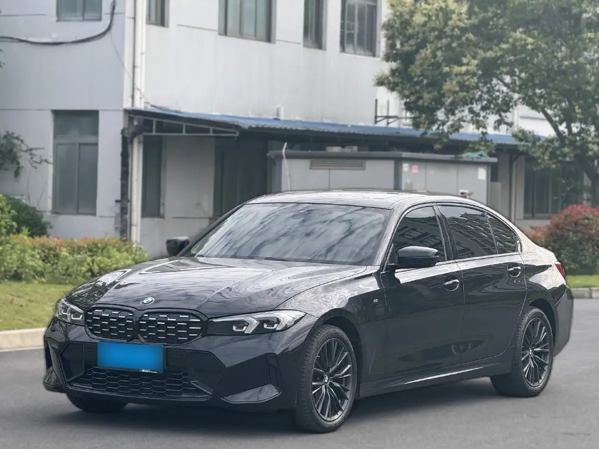 2023 BMW 3 Series 2.0T 184HP L4 8AT