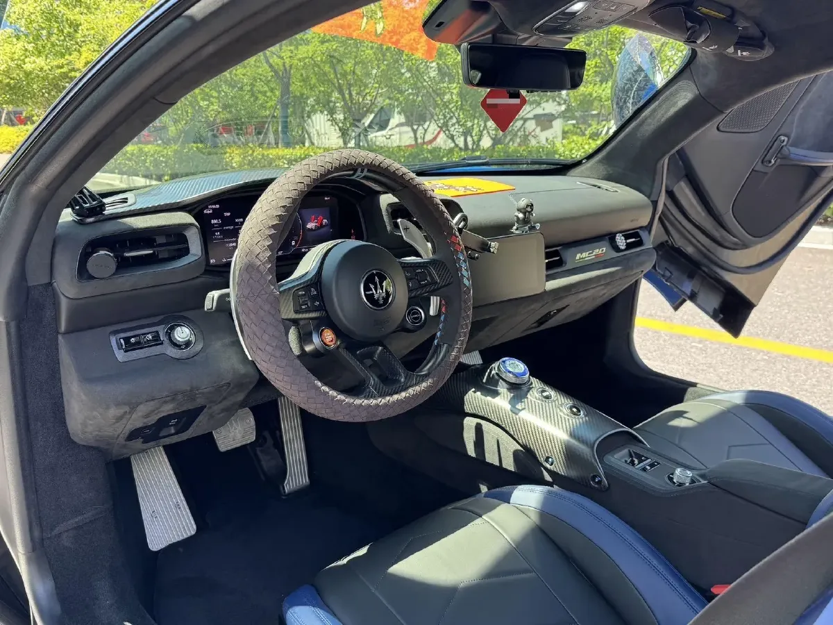 2020 Maserati MC20 3.0T 630HP V6 8DCT,autocango,china used car exporter,china ev exporter,chinese used car exporter,chinese used ev exporter