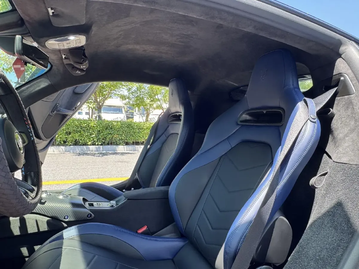 2020 Maserati MC20 3.0T 630HP V6 8DCT,autocango,china used car exporter,china ev exporter,chinese used car exporter,chinese used ev exporter