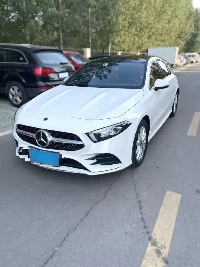 2021 Mercedes-Benz A Class 1.3T 163HP L4 7DCT
