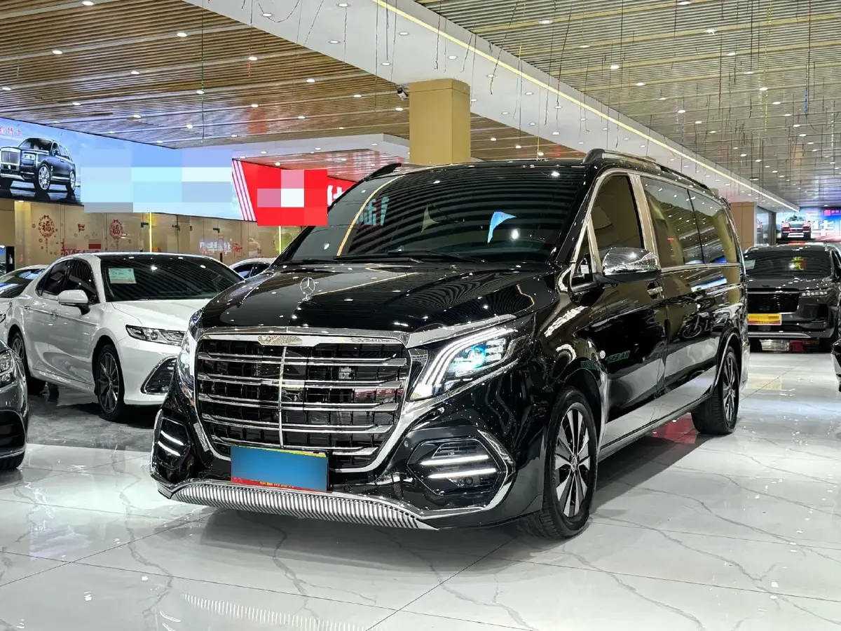 2023 Mercedes-Benz Vito 2.0T 211HP L4 9AT