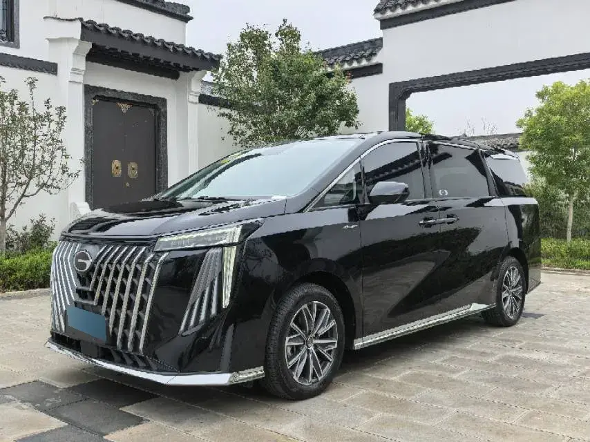 2024 GAC Trumpchi M8 2.0T 252HP L4 8AT