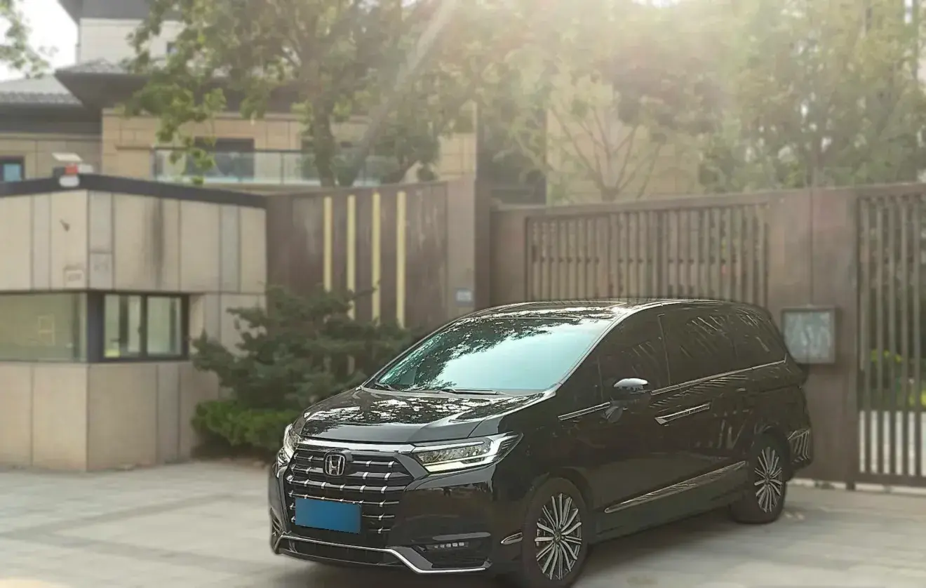 2022 Honda Elysioin 2.0L 146HP L4 E-CVT Hybrid