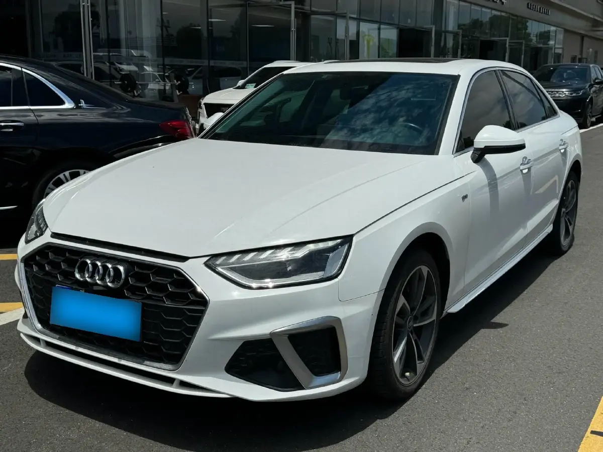 2020 Audi A4L 2.0T 190HP L4 7DCT