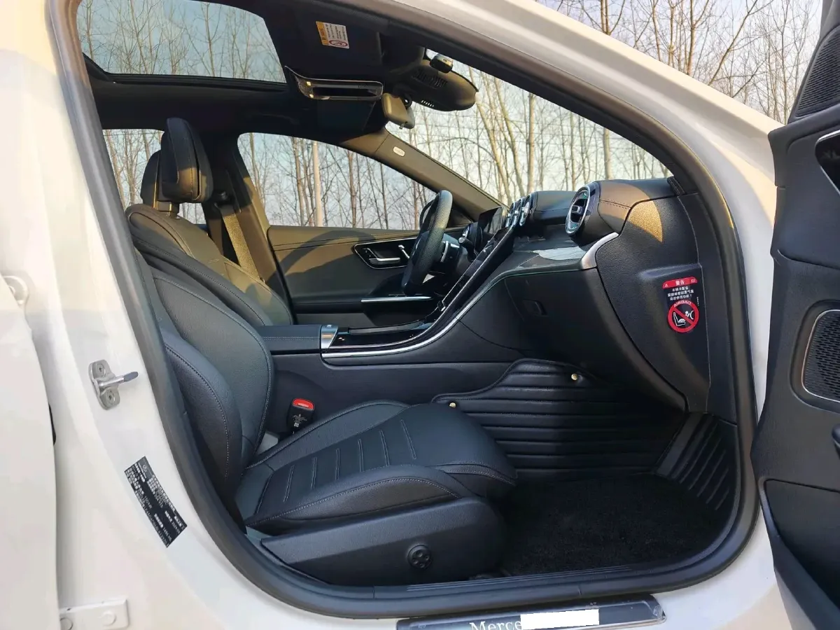 2024 Mercedes-Benz C Class 1.5T 204HP L4 9AT,autocango,china used car exporter,china ev exporter,chinese used car exporter,chinese used ev exporter