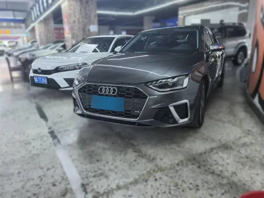 2020 Audi A4L 2.0T 190HP L4 7DCT