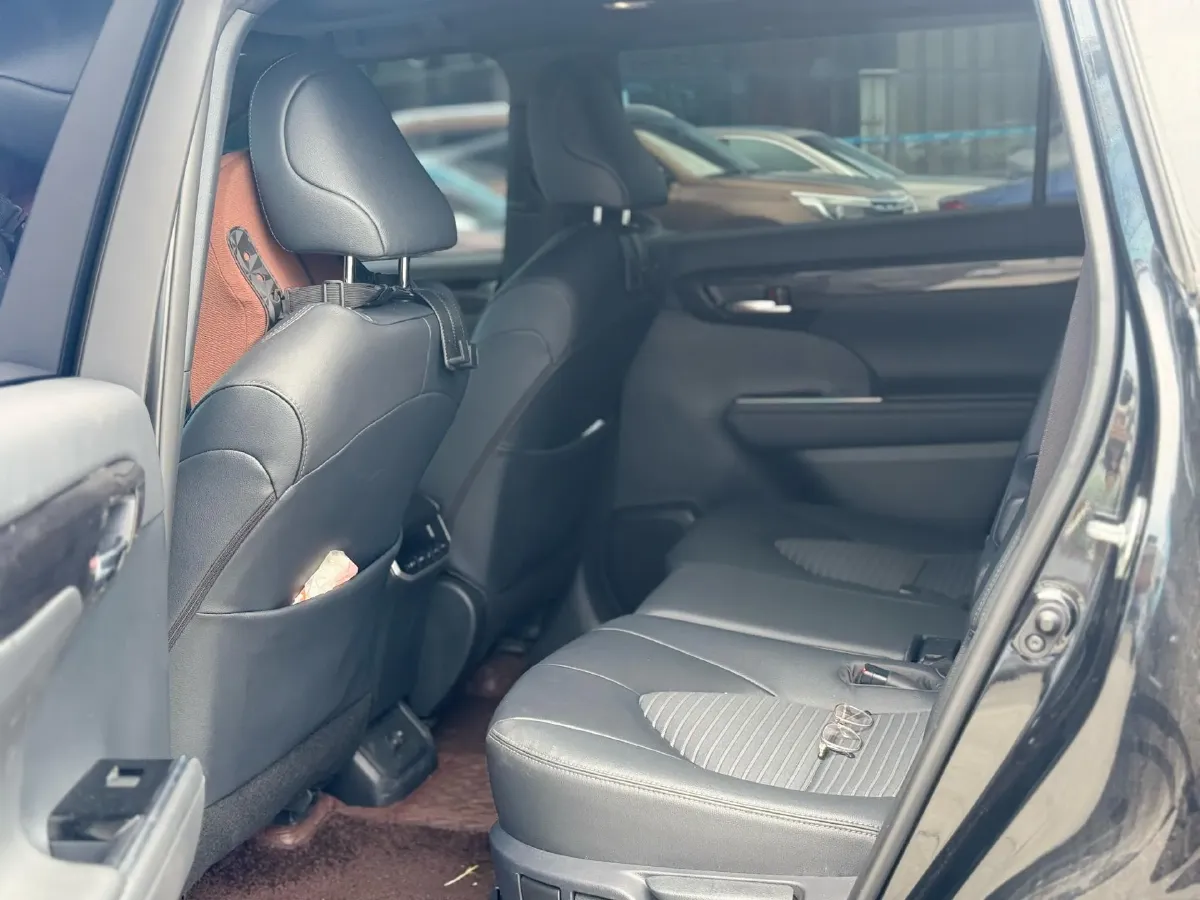 2023 Toyota Crown Kluger 2.5L 189HP L4 E-CVT Hybrid,autocango,china used car exporter,china ev exporter,chinese used car exporter,chinese used ev exporter