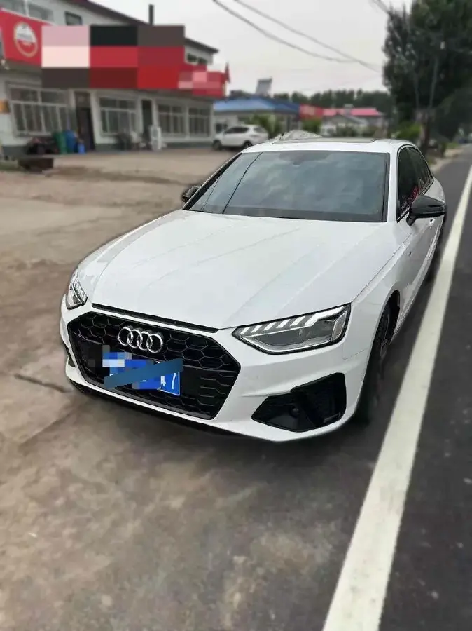 2024 Audi A4L 2.0T 190HP L4 7DCT