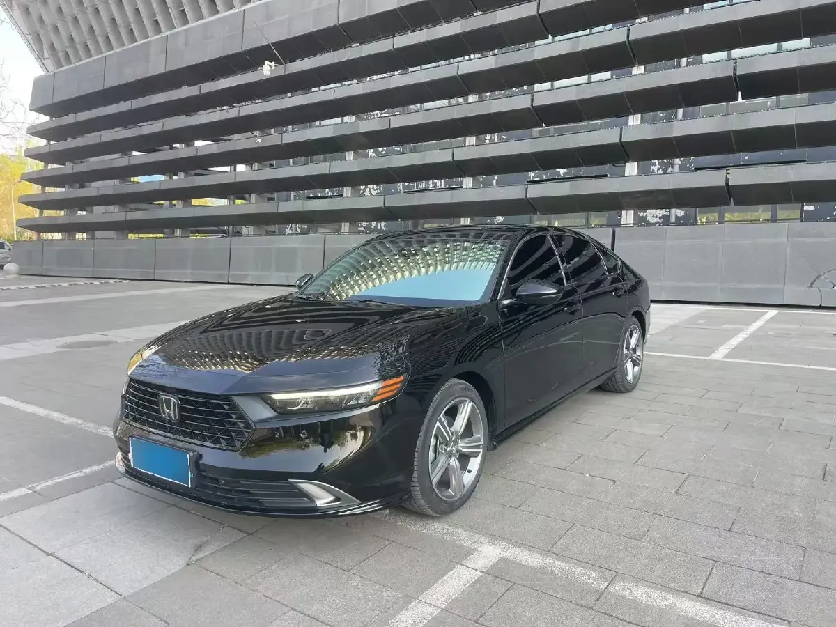 2023 Honda Accord 1.5T 192HP L4 CVT