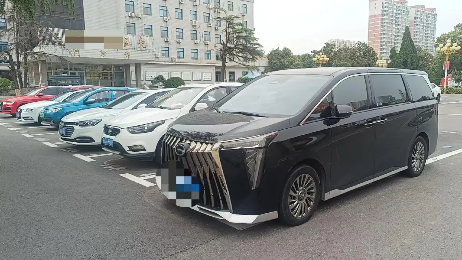 2023 GAC Trumpchi M8 2.0T 190HP L4 E-CVT Hybrid