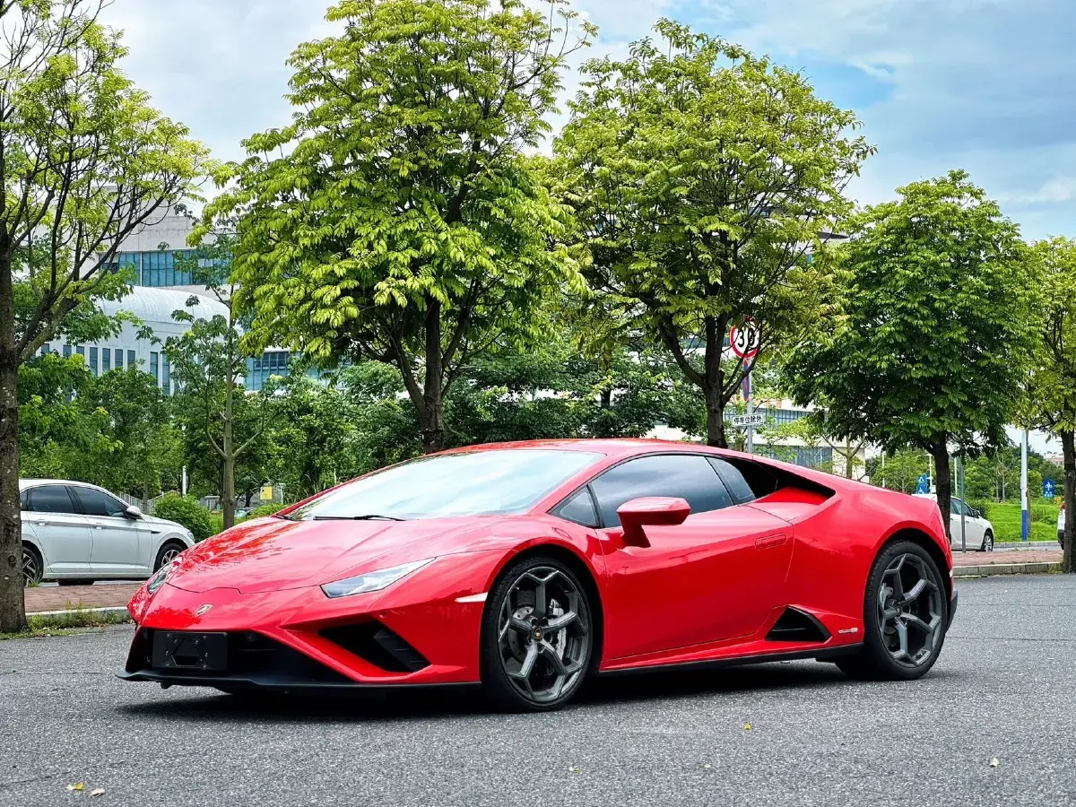 2020 Lamborghini Huracán 5.2L 611HP V10 7DCT