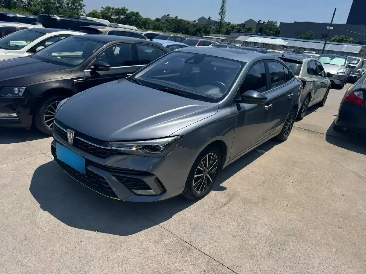 2021 Roewe i5 1.5L 120HP L4 CVT