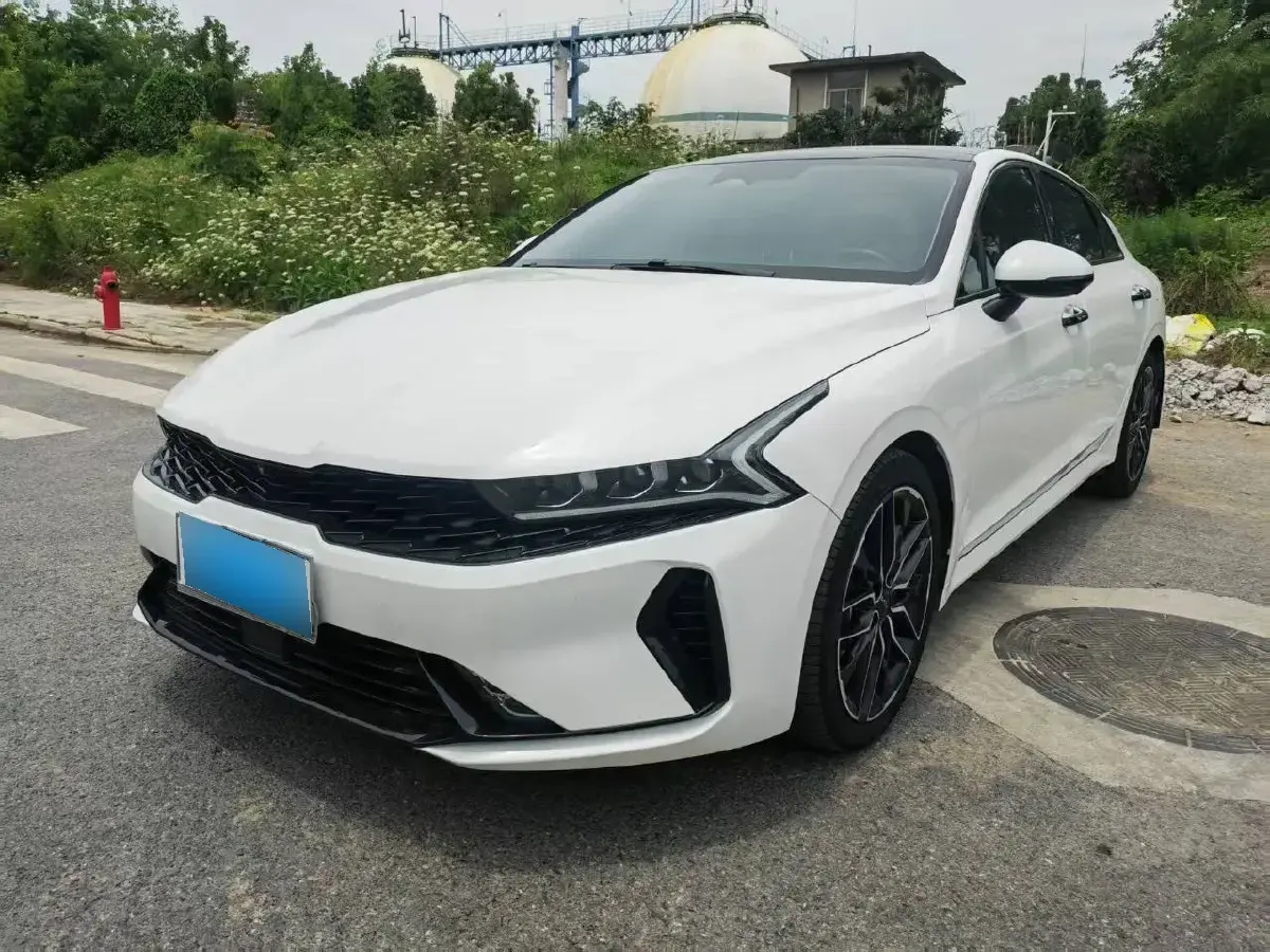 2021 Kia K5 2.0T 240HP L4 8AT