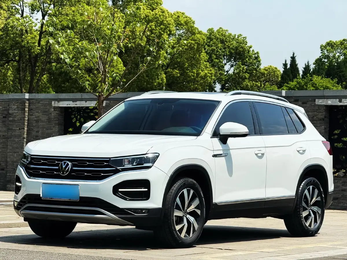 2022 Volkswagen Tayron 2.0T 186HP L4 7DCT