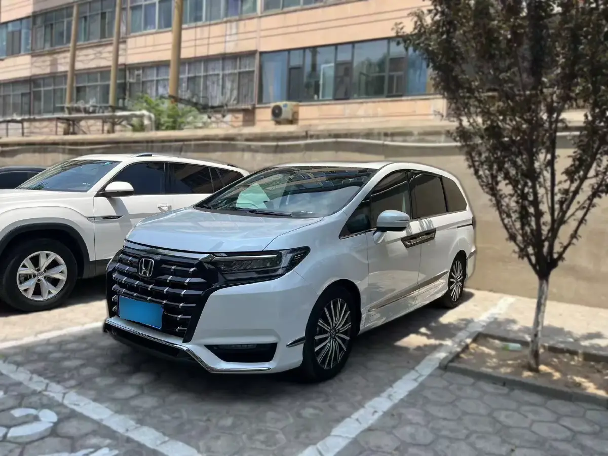 2022 Honda Elysioin 2.0L 146HP L4 E-CVT Hybrid