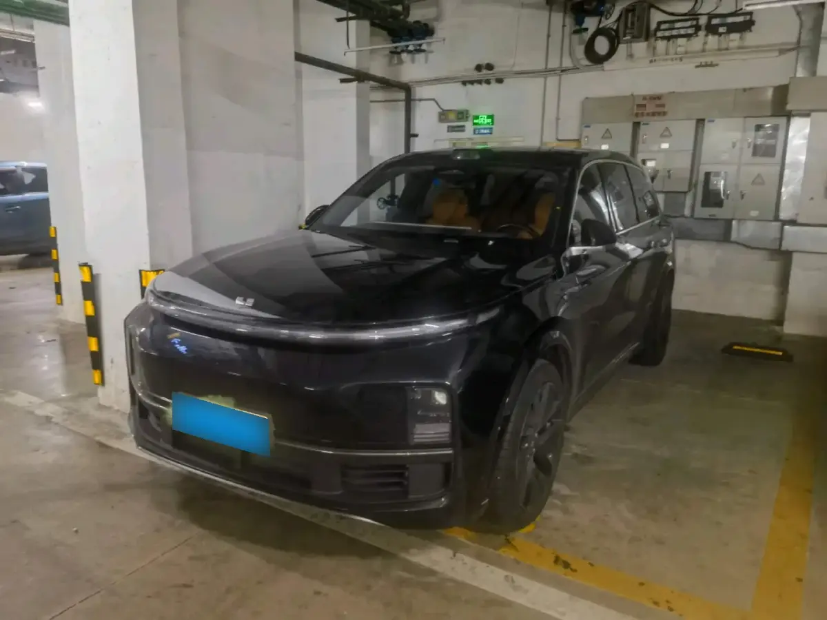 2022 Li L9 Range Extended 154HP REEV 42.6KWH