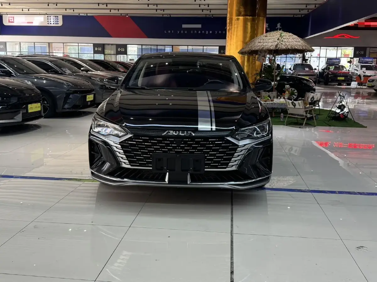 2023 DongFeng Aeolus YiXuan 1.5L 125HP L4 6DCT,autocango,china used car exporter,china ev exporter,chinese used car exporter,chinese used ev exporter