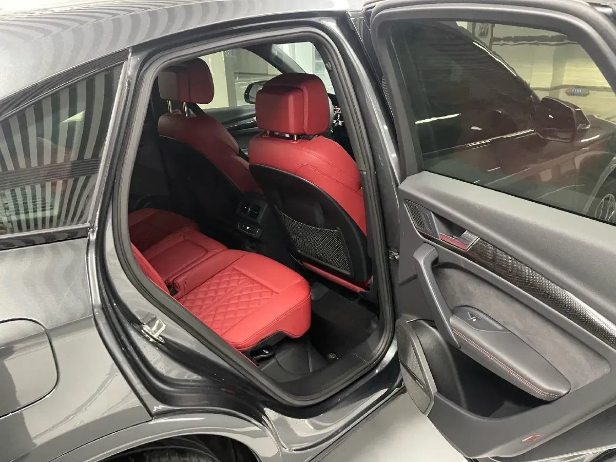 2023 Audi SQ5 3.0T 354HP V6 8AT,autocango,china used car exporter,china ev exporter,chinese used car exporter,chinese used ev exporter