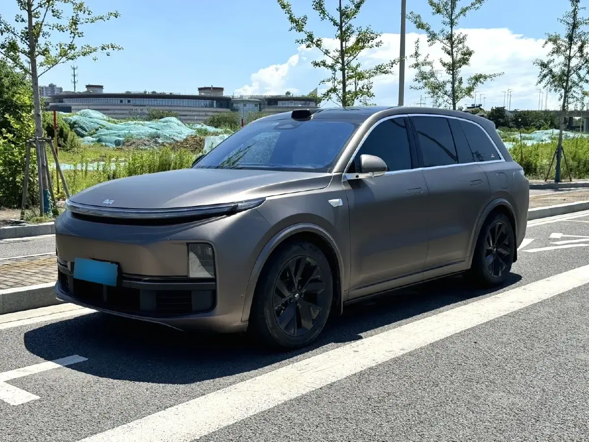 2023 Li L8 Range Extended 154HP REEV 40.9KWH
