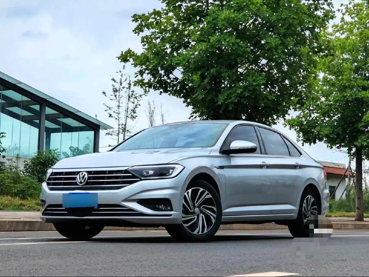 2022 Volkswagen Sagitar 1.4T 150HP L4 7DCT