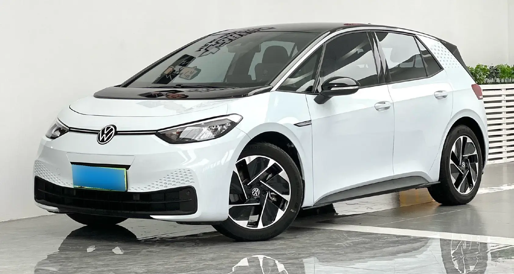 2023 Volkswagen ID.3 BEV 52.8KWH