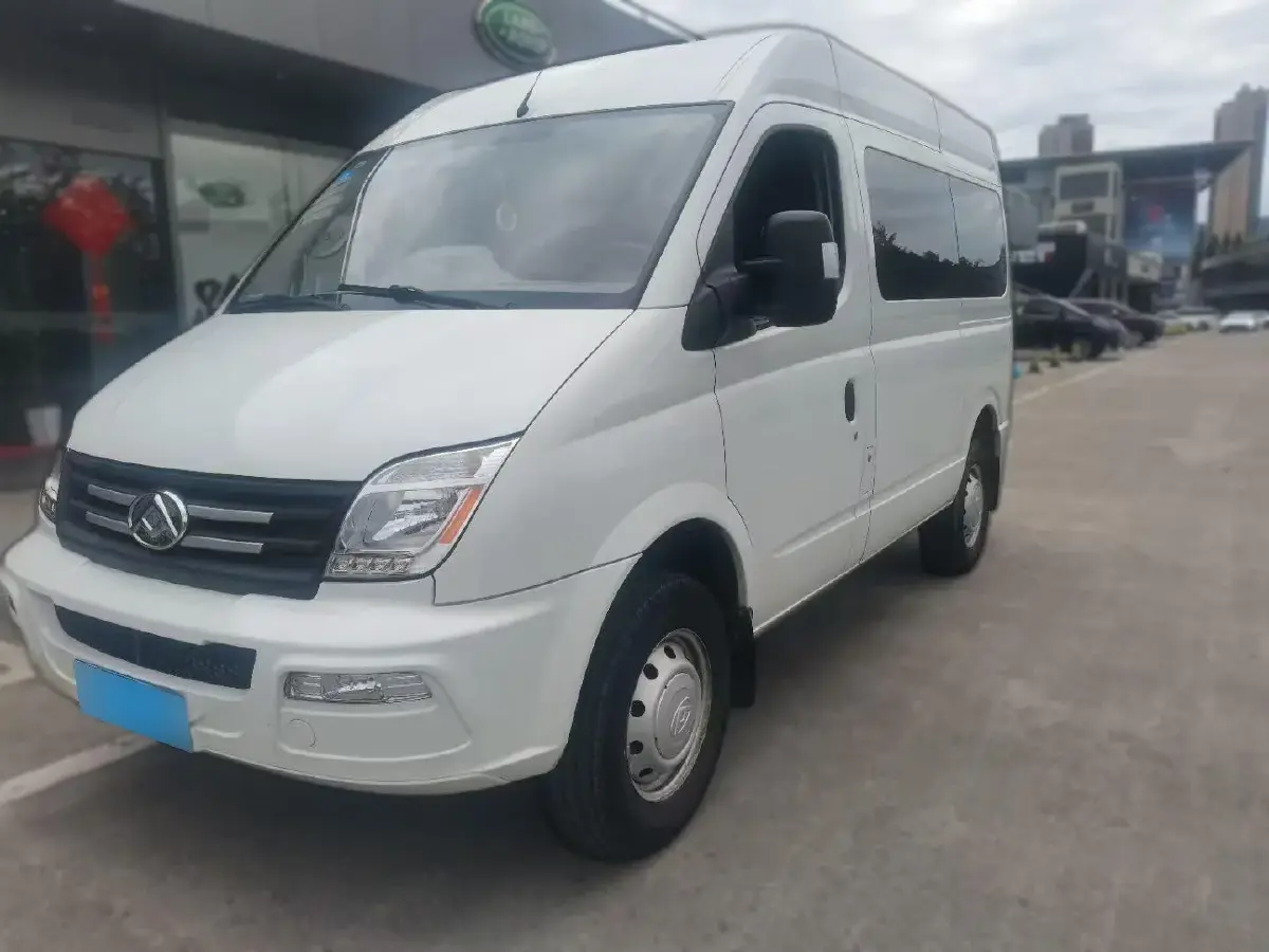 2021 MAXUS XinTu V80 2.0T 139HP L4 6AMT