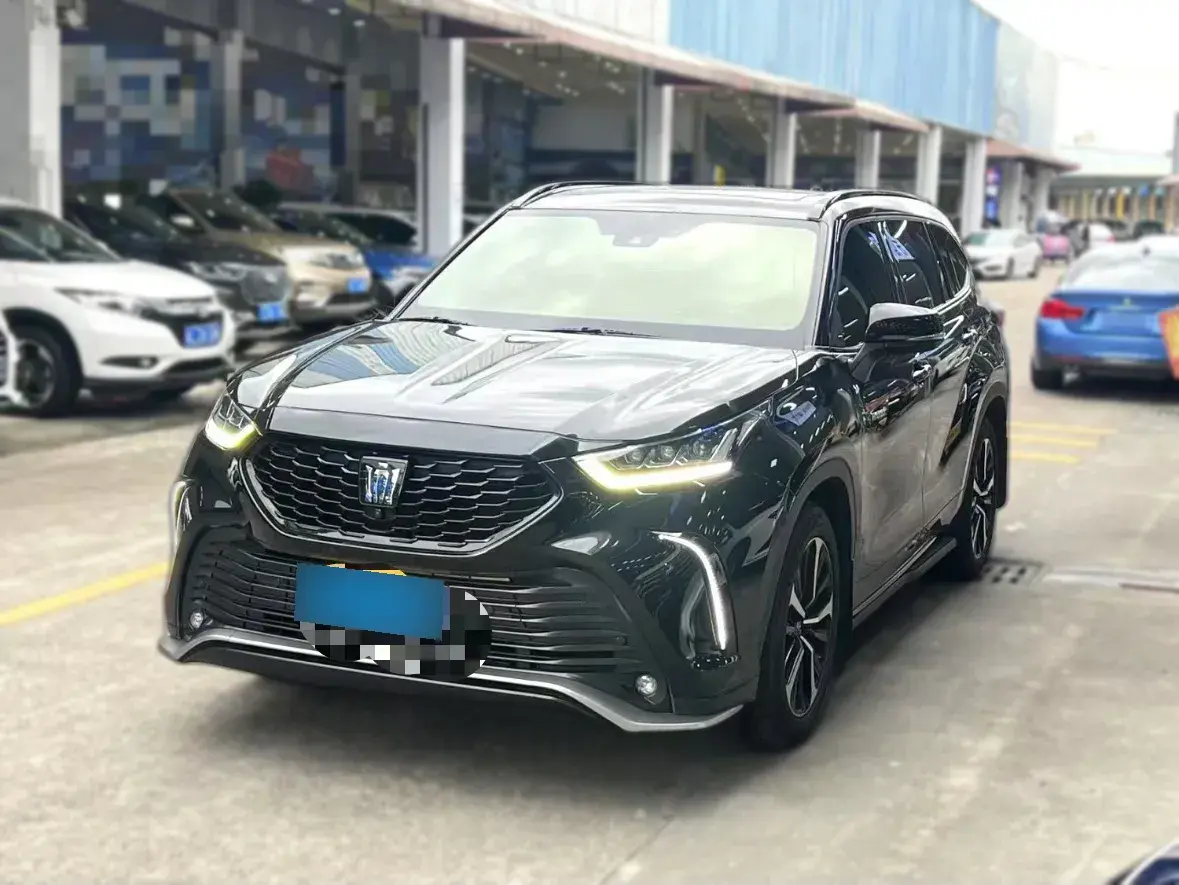 2022 Toyota Crown Kluger 2.5L 192HP L4 E-CVT Hybrid