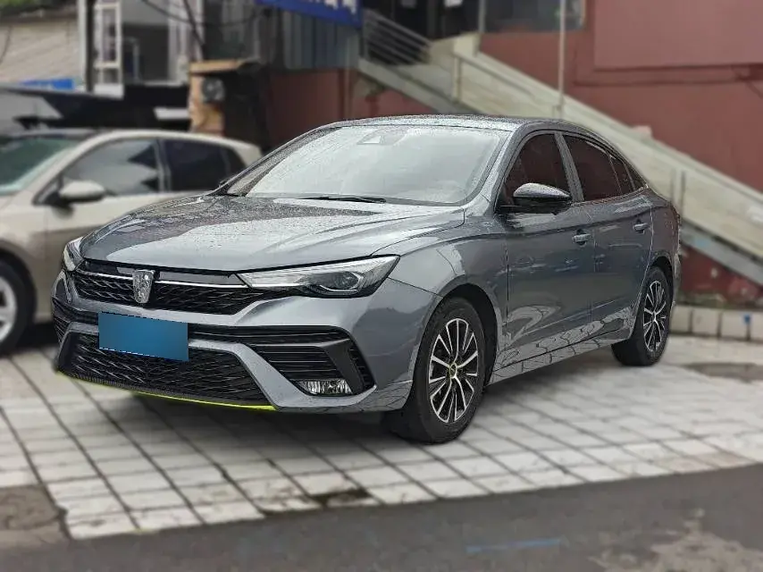 2021 Roewe i5 1.5L 120HP L4 CVT