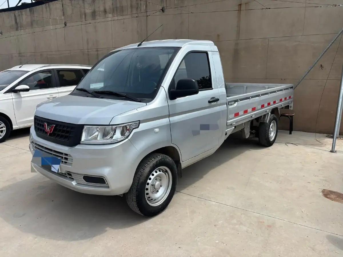2023 WuLing RongGuang New Truck EV BEV 56.6KWH