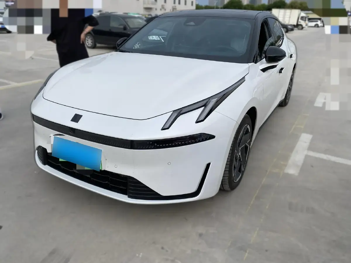 2024 LYNK&CO 07 EM-P 1.5T 163HP L4 3DHT PHEV 18.99KWH