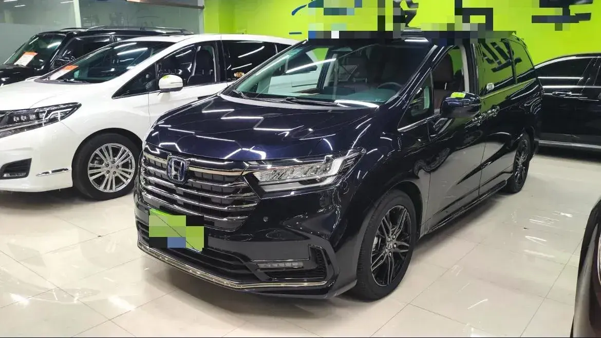 2022 Honda Odyssey 2.0L 146HP L4 E-CVT Hybrid