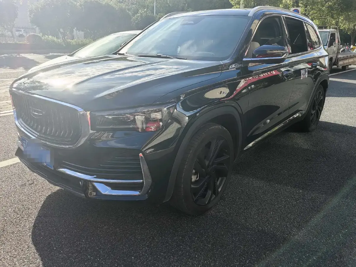 2024 Geely Monjaro 2.0T 238HP L4 8AT