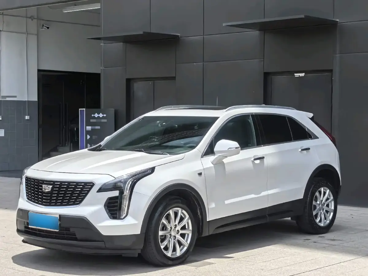 2021 Cadillac XT4 2.0T 237HP L4 9AT
