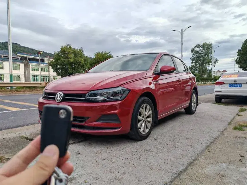 2019 Volkswagen Polo 1.5L 113HP L4 6AT