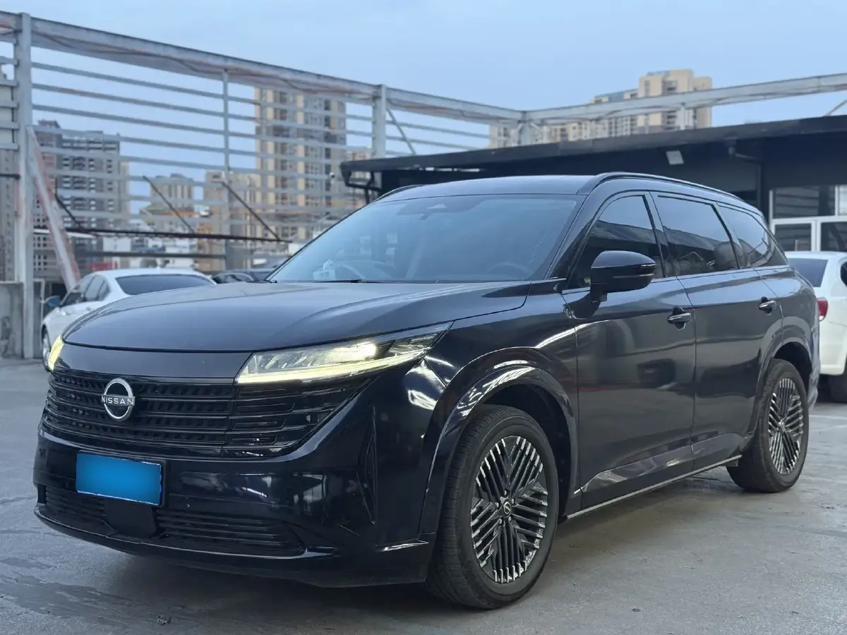 2024 Nissan Pathfinder 2.0T 252HP L4 9AT