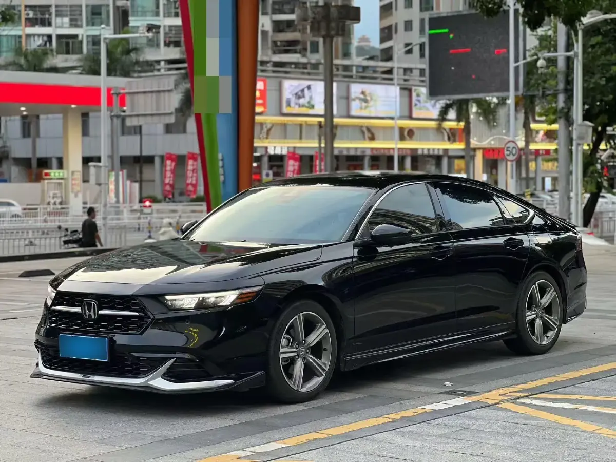 2023 Honda Accord 1.5T 192HP L4 CVT