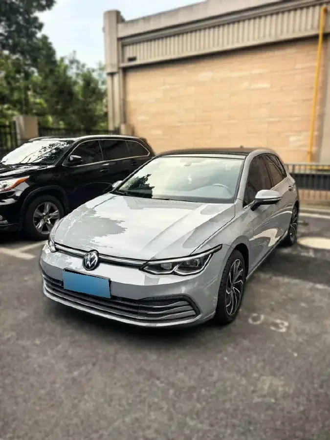 2021 Volkswagen Golf 1.4T 150HP L4 7DCT 2021 Volkswagen Golf 1.4T 150HP L4 7DCT