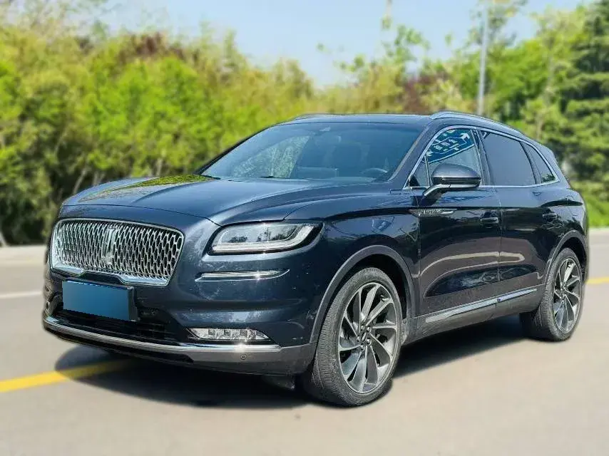 2021 Lincoln Nautilus 2.7T 322HP V6 8AT